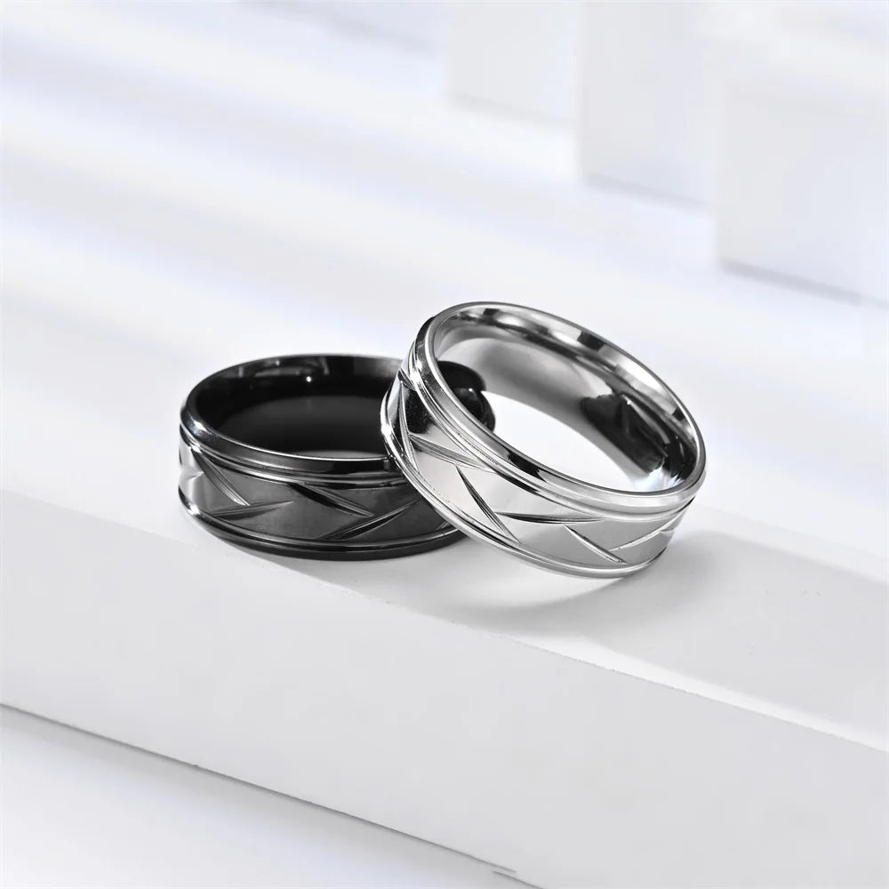 Multi-Faceted Groove Rings for Men in Silver & Black