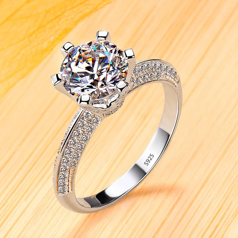 Luxury 18K White Gold Plated Solitaire: Engagement Ring