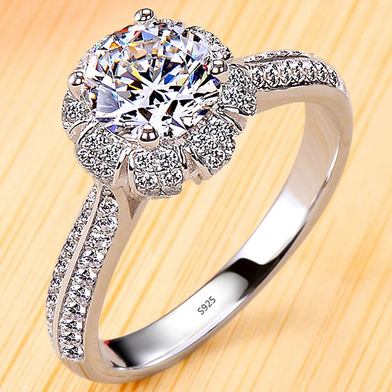 Luxury 18K White Gold Plated Solitaire: Engagement Ring